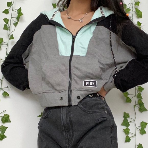 Cropped zip up